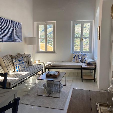 Little Blue In Chorio, Symi Villa ภายนอก รูปภาพ