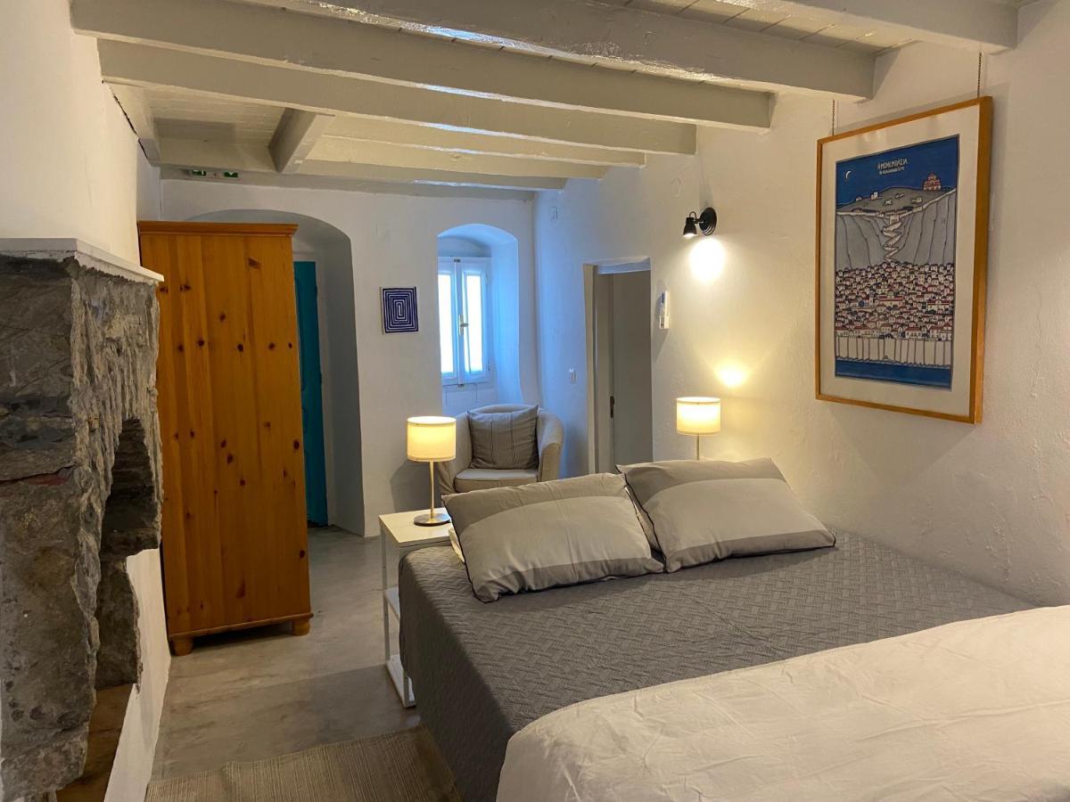 Little Blue In Chorio, Symi Villa ภายนอก รูปภาพ